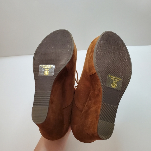 Y•Not? Camel Lace Up Platform Wedge Sz 8.5 - Picture 11 of 14